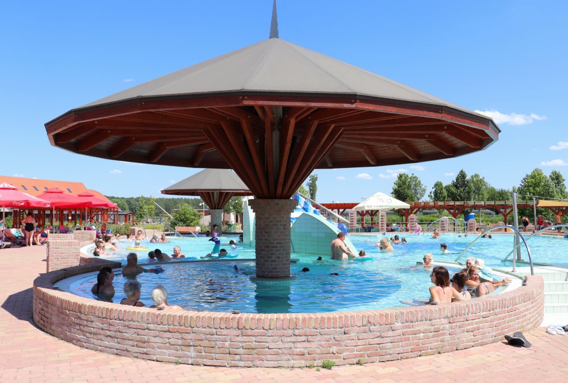 Pünkösdi forgatag és szezonkezdés