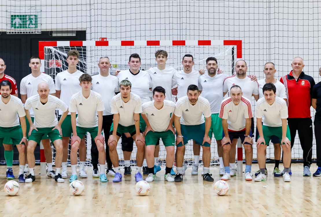 Válogatott futsalosok a Hungarikum Ligetben