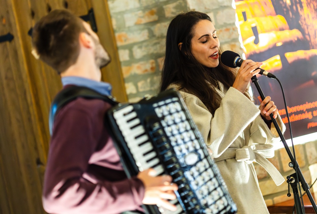 Görög borest Lakiteleken