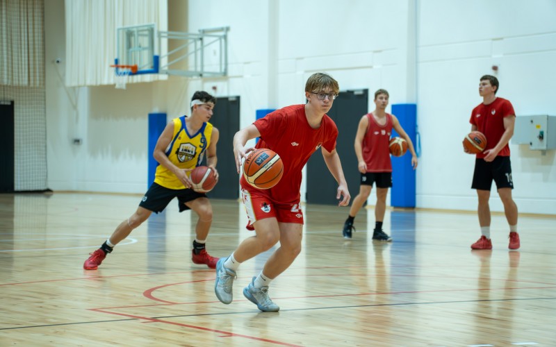 DSC08528-Enhanced-NR