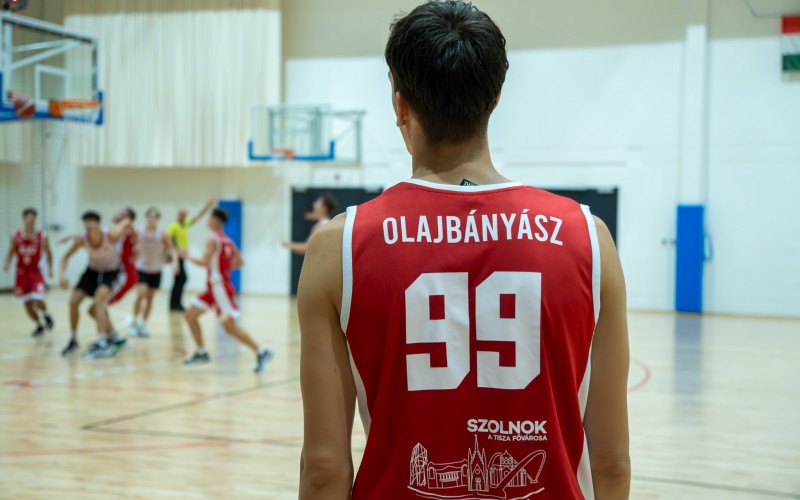 DSC08639-Enhanced-NR