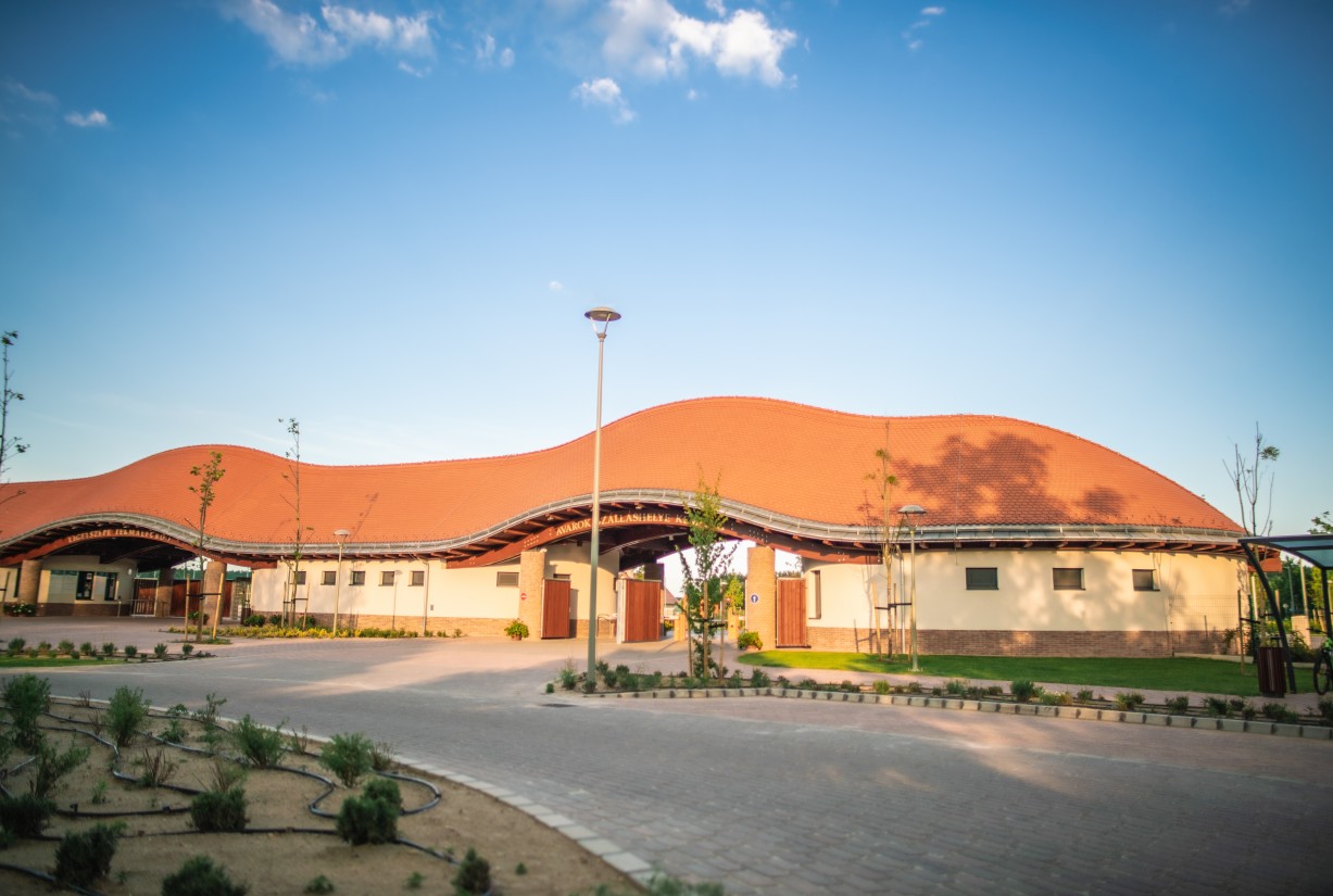 Avarok Szálláshelye Kemping épülete