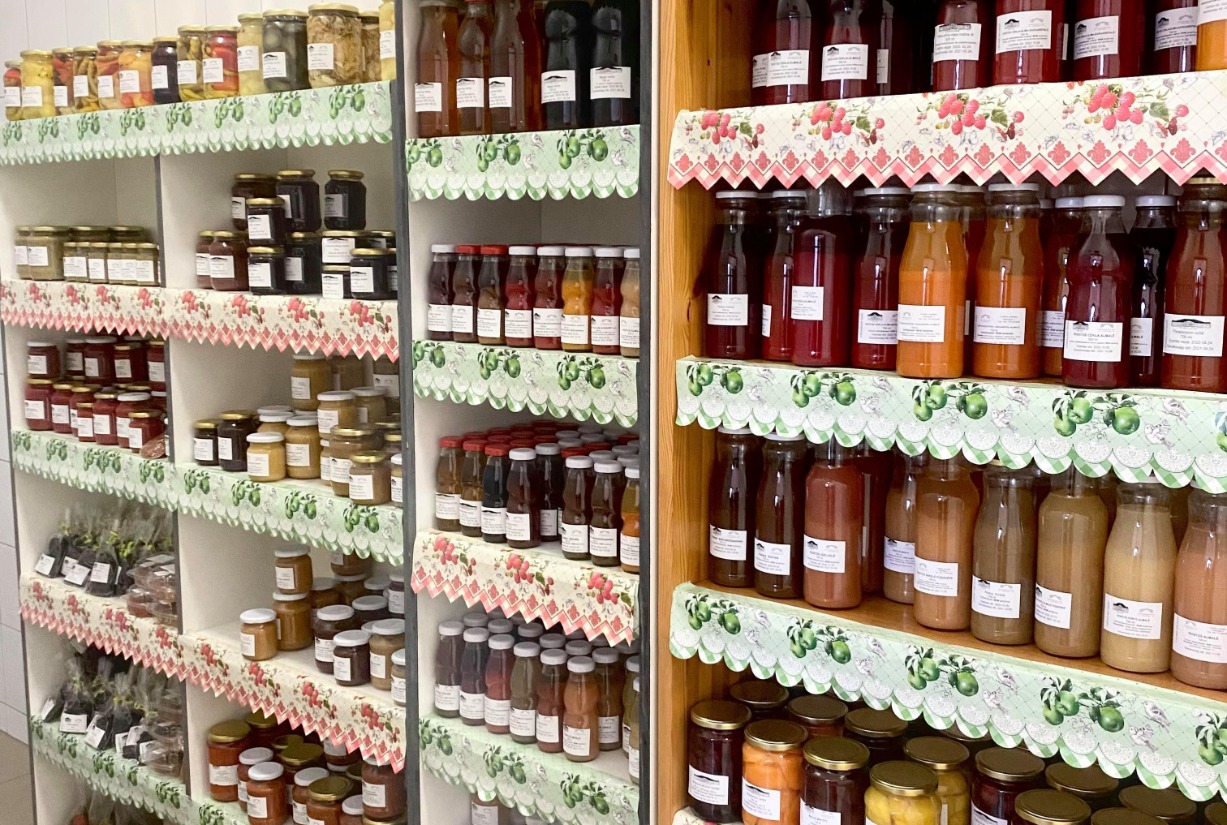 Zöldség-<br>feldolgozó üzem